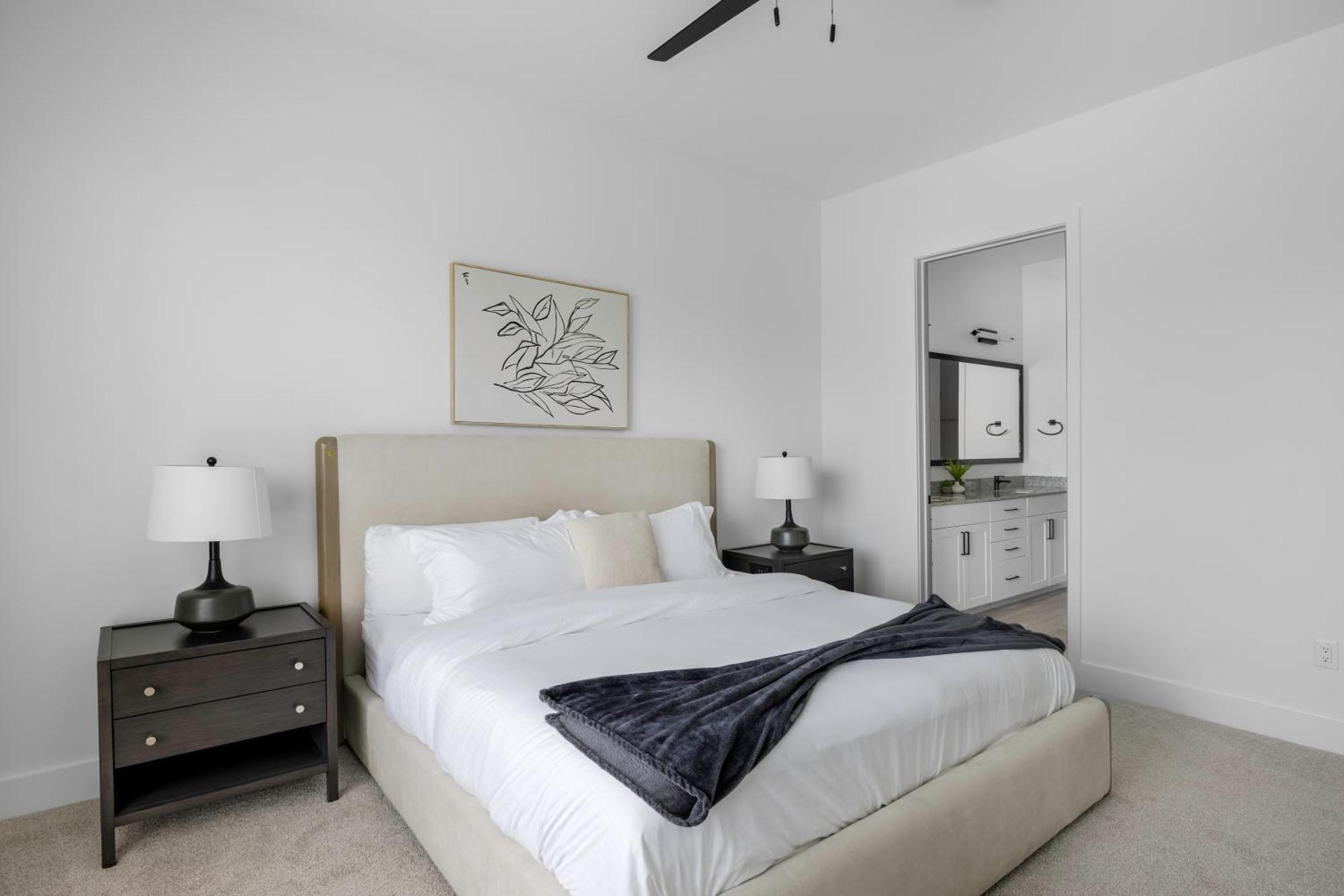 Railyard Apartments By Barsala Denton Habitación foto
