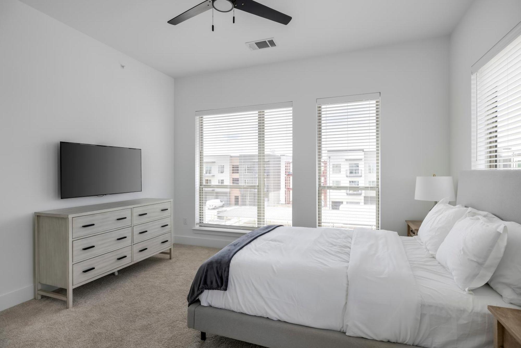 Railyard Apartments By Barsala Denton Habitación foto