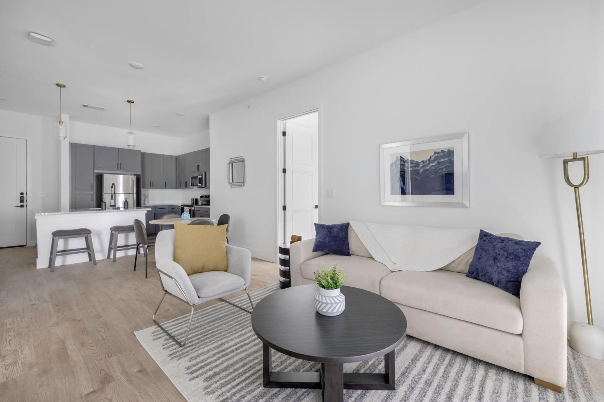 Railyard Apartments By Barsala Denton Habitación foto